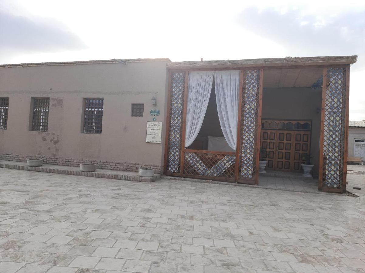 "Yoqut House" Guest House In The Centre Of Ancient City Chiva Exteriör bild