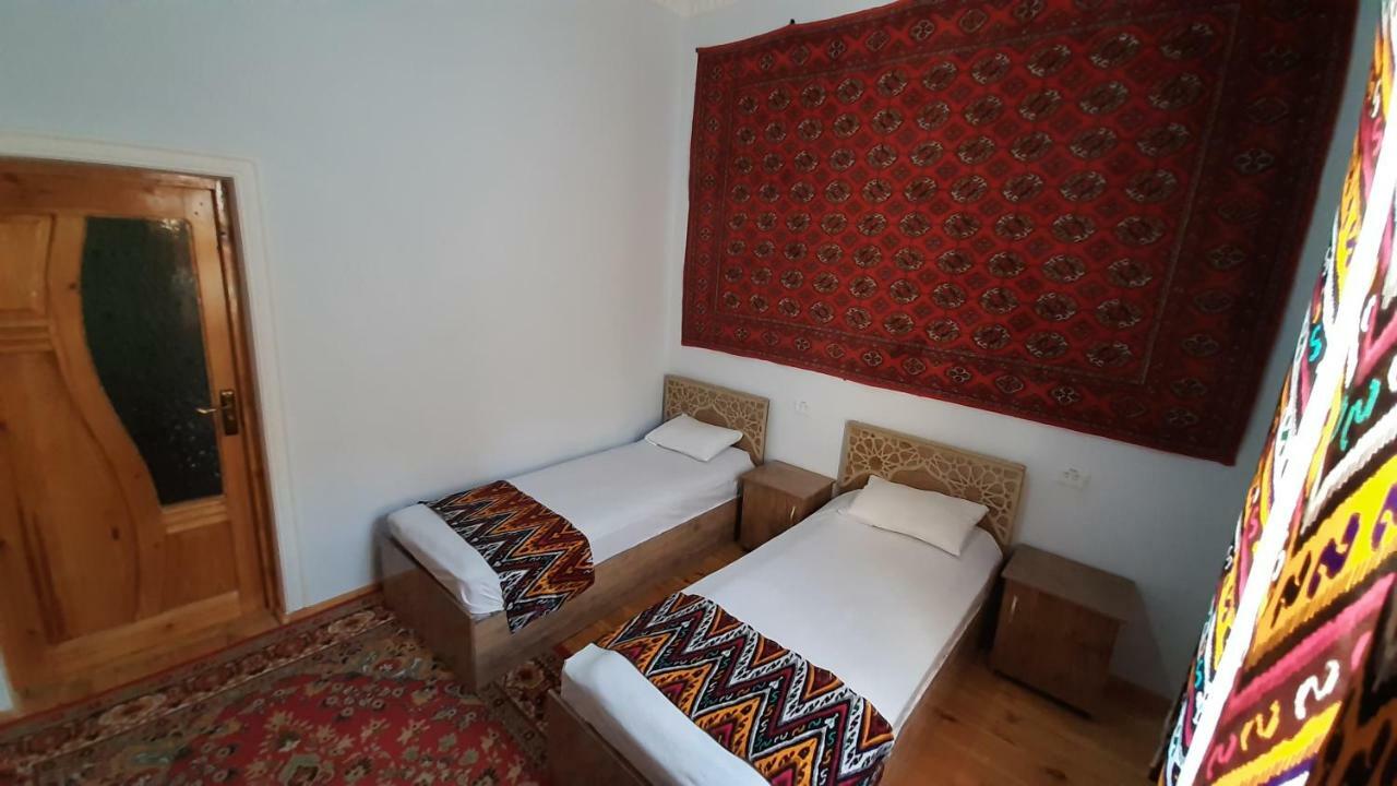 "Yoqut House" Guest House In The Centre Of Ancient City Chiva Exteriör bild